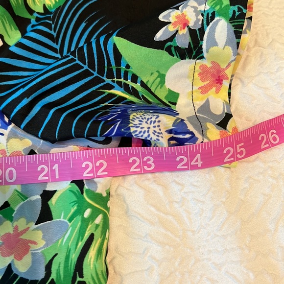 King Kamcha Hawaiian Shirt - Women’s L - Picture 5 of 6